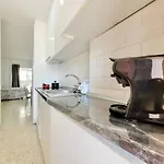 Little * Πουέρτο Ντε Λα Κρουζ